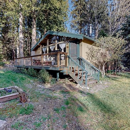 Cozy Cedar Cabin Sedro Woolley Exterior photo
